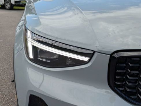 New 2026 Volvo XC40 B5 Ultra AWD/4WD image 10