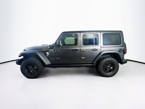 Used 2024 Jeep Wrangler Unlimited AWD/4WD image 4