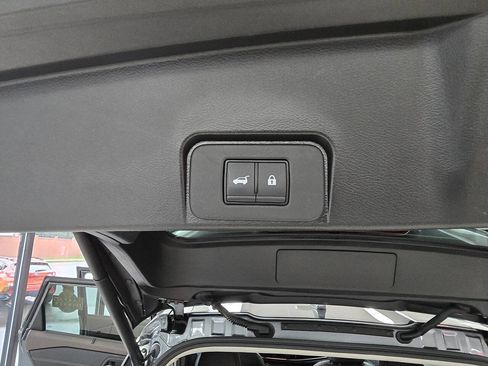 Used 2023 Nissan Rogue SL w/ SL Premium Package AWD/4WD image 38