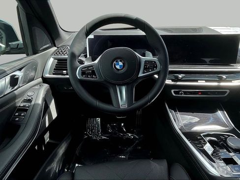 New 2026 BMW X5 xDrive40i w/ M Sport Package AWD/4WD image 8