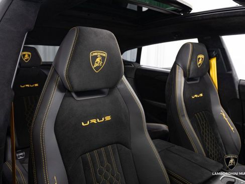 Used 2024 Lamborghini Urus Performante image 58