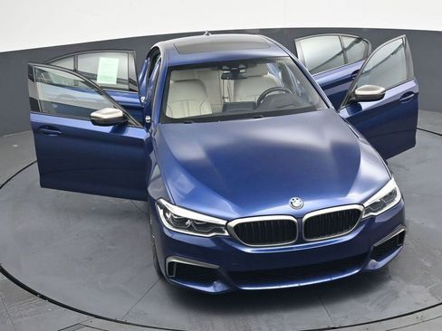 Used 2020 BMW M550i xDrive w/ Premium Package AWD/4WD image 36