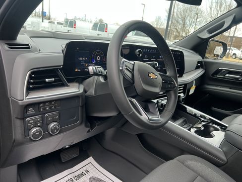 New 2026 Chevrolet Tahoe LS image 16