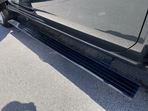 Used 2022 GMC Sierra 2500 Denali w/ Denali Ultimate Package image 46