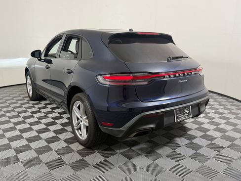 Used 2022 Porsche Macan AWD/4WD image 3