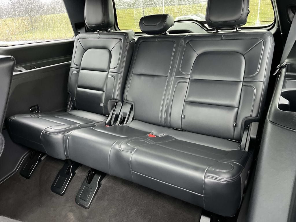 Used 2023 Lincoln Navigator Reserve AWD/4WD image 23
