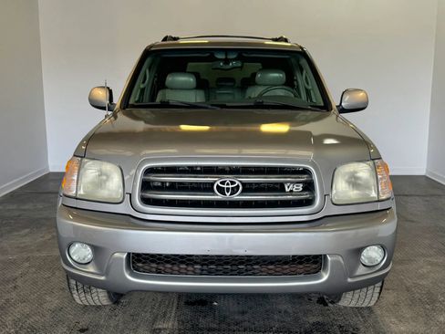 Used 2004 Toyota Sequoia Limited image 2