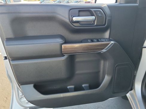 Used 2021 Chevrolet Silverado 1500 LT image 21