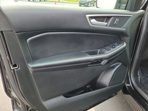 Certified 2023 Ford Edge SEL w/ Convenience Package AWD/4WD image 6