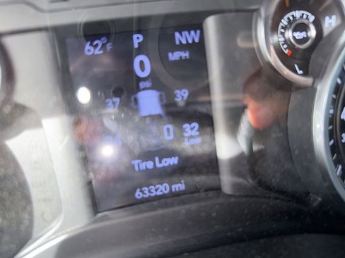 Used 2022 RAM 1500 Lone Star image 9