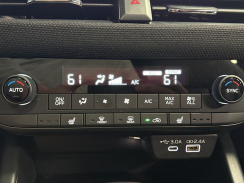 Certified 2026 Subaru Outback Premium image 29