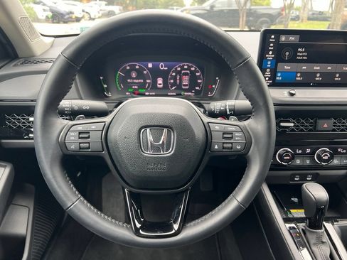Used 2025 Honda Accord EX-L image 15
