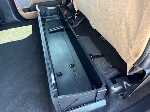 Used 2023 Ford F350 Lariat w/ Lariat Ultimate Package AWD/4WD image 19