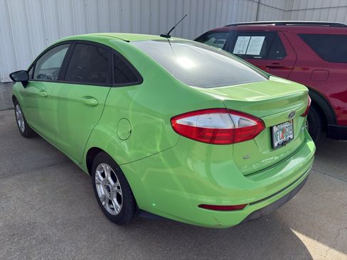 Used 2015 Ford Fiesta SE image 5
