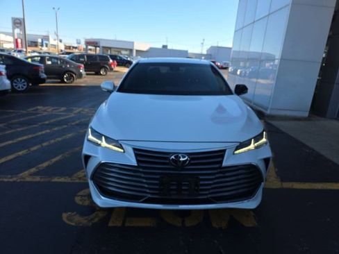 Used 2022 Toyota Avalon Limited w/ Advanced Safety Package image 10
