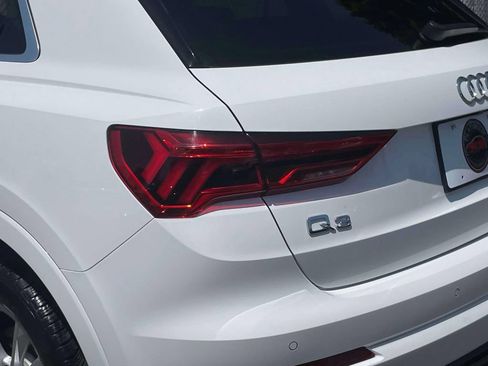 Used 2022 Audi Q3 2.0T Premium AWD/4WD image 10