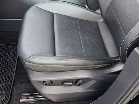 Used 2023 Volkswagen Atlas SE w/ Panoramic Sunroof Package AWD/4WD image 21