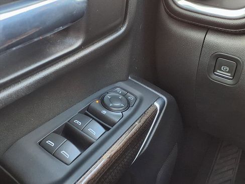 Used 2021 Chevrolet Silverado 1500 LT Trail Boss w/ LPO, Dark Essentials Package image 22