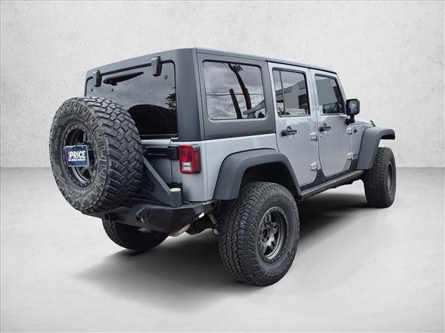 Used 2014 Jeep Wrangler Unlimited Rubicon w/ Connectivity Group AWD/4WD image 5