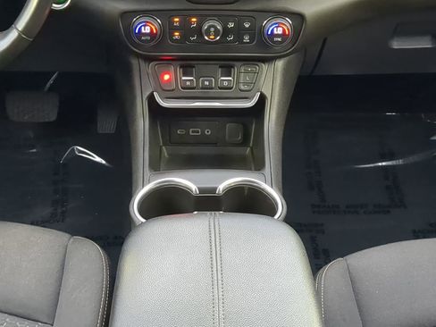 Used 2020 GMC Terrain SLE w/ Driver Convenience Package image 19