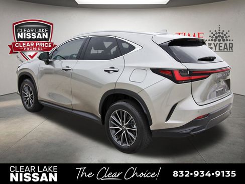 Used 2025 Lexus NX 250 FWD w/ Towing Package (2000 Lbs) image 5