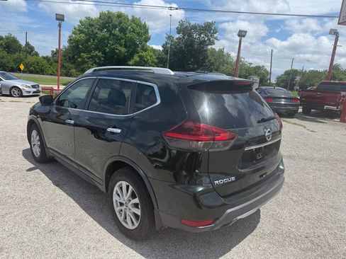 Used 2018 Nissan Rogue SV w/ Sun & Sound Touring Package FWD image 7