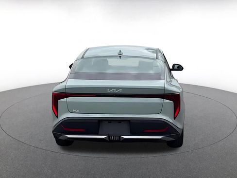 Used 2025 Kia K4 LXS image 12