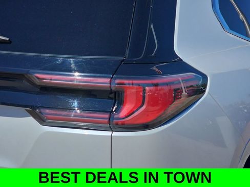 Used 2024 GMC Acadia Denali w/ Super Cruise Package FWD image 42