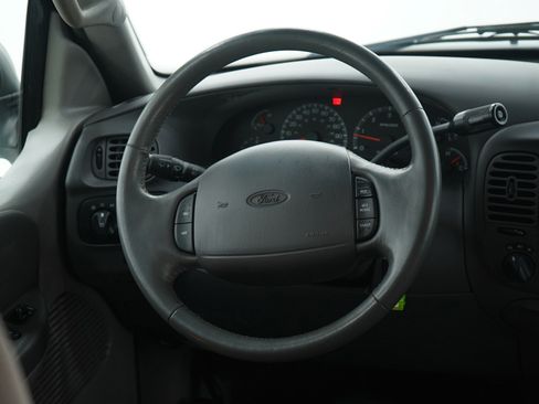 Used 2001 Ford F150 XLT image 16