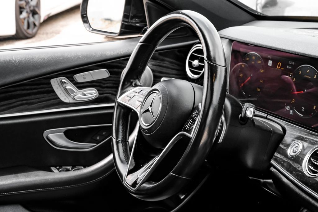 Used 2021 Mercedes-Benz E 350 4MATIC Sedan w/ Premium Package image 11