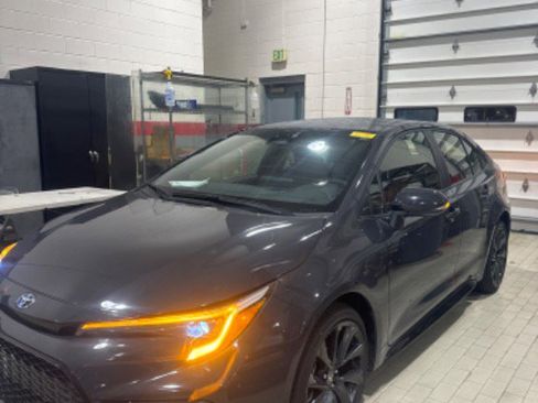 Certified 2024 Toyota Corolla SE image 38