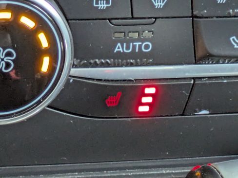 Used 2021 Ford EcoSport SE w/ SE Convenience Package FWD image 26