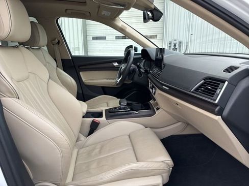 Used 2024 Audi Q5 2.0T Premium Plus image 11