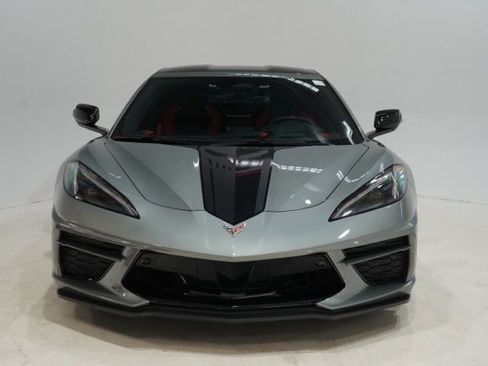 Used 2024 Chevrolet Corvette Stingray Premium Cpe w/ Z51 Performance Package image 2