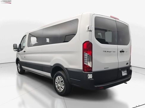 Used 2023 Ford Transit 350 XLT image 7