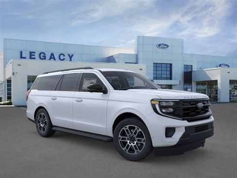 New 2026 Ford Expedition Max Active RWD image 7