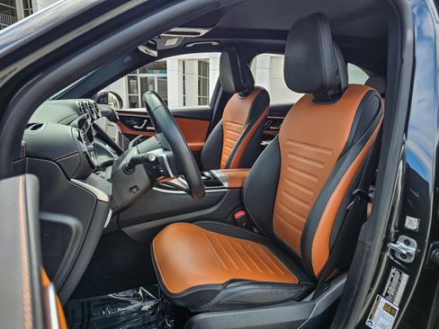 Certified 2023 Mercedes-Benz GLC 300 4MATIC image 17