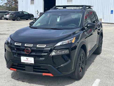 New 2026 Nissan Rogue SV w/ Rock Creek Premium Package AWD/4WD image 3