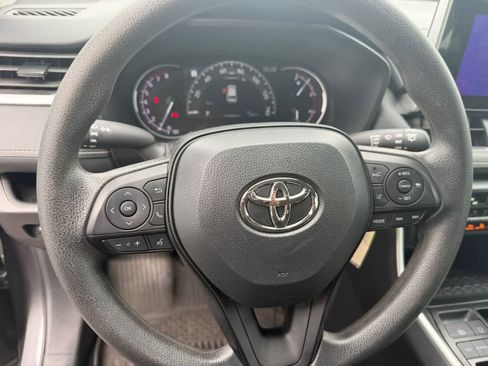 Used 2024 Toyota RAV4 LE image 20