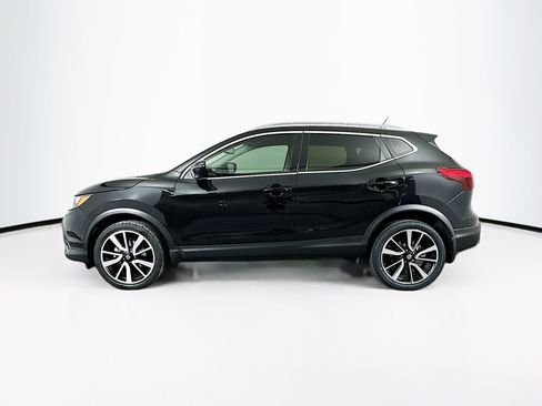 Used 2019 Nissan Rogue Sport SL w/ Premium Package image 4