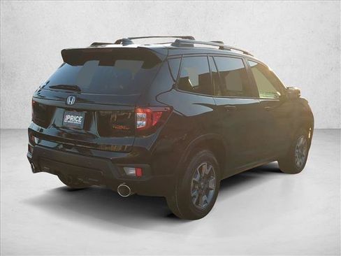 Used 2023 Honda Passport TrailSport image 5