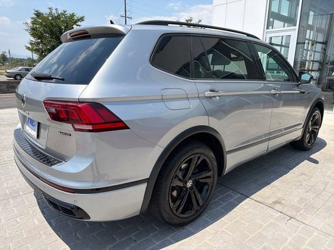 Certified 2024 Volkswagen Tiguan SE R-Line AWD/4WD image 7