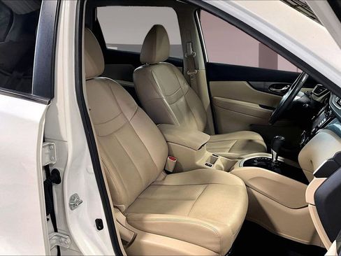 Used 2016 Nissan Rogue SL w/ SL Premium Package image 7