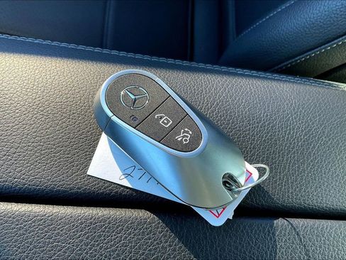 Used 2025 Mercedes-Benz C 300 C 300 image 10