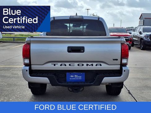 Used 2019 Toyota Tacoma TRD Off-Road w/ Technology Package RWD image 5