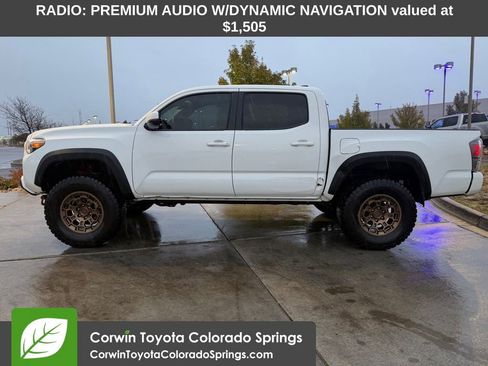 Used 2023 Toyota Tacoma TRD Off-Road w/ Technology Package AWD/4WD image 5