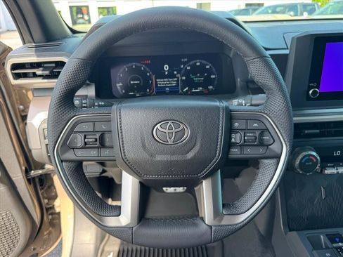 Used 2026 Toyota Tacoma TRD Sport AWD/4WD image 23