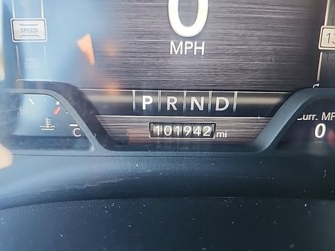 Used 2022 RAM 1500 Big Horn AWD/4WD image 2