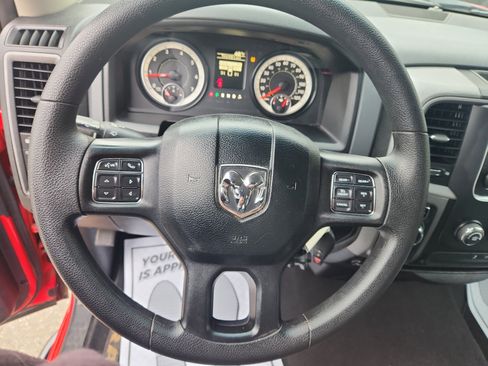Used 2016 RAM 1500 Express image 18