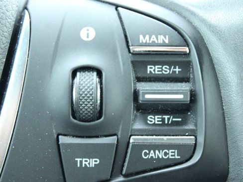 Used 2015 Acura TLX w/ Technology Package FWD image 13